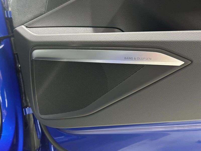 Audi Q8 e-tron vaihtoauto