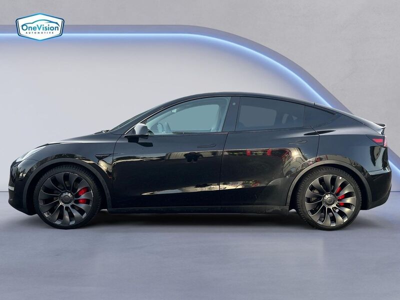 Tesla Model Y vaihtoauto