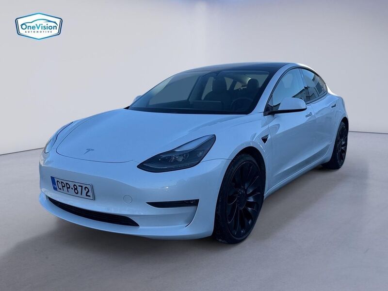 Tesla Model 3 vaihtoauto