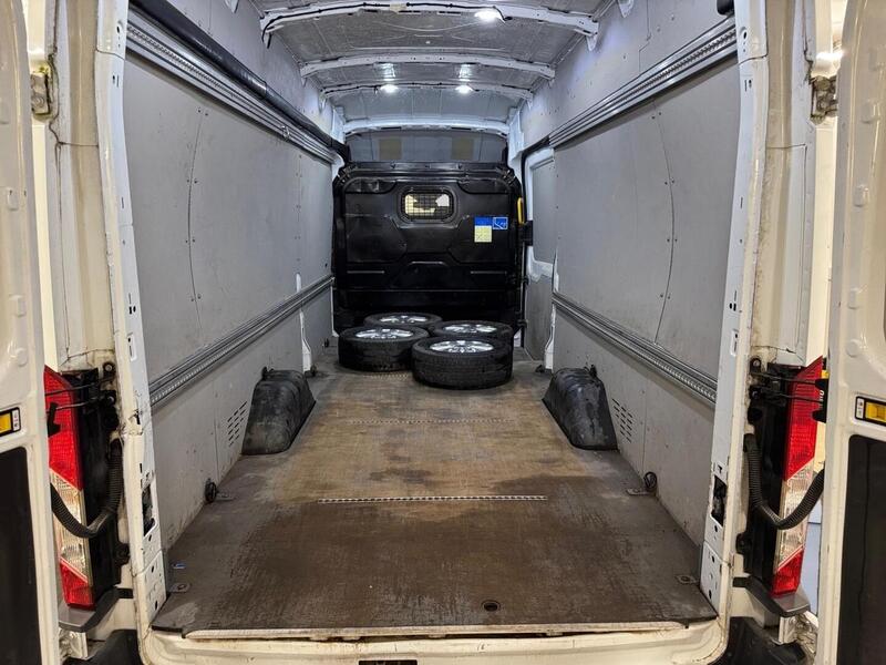 Ford Transit vaihtoauto