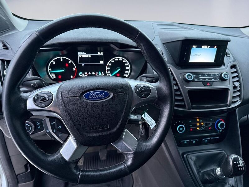 Ford Transit Connect vaihtoauto