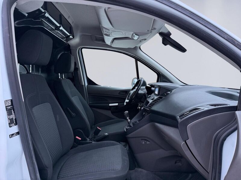 Ford Transit Connect vaihtoauto