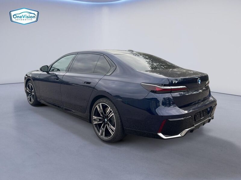 BMW i7 vaihtoauto