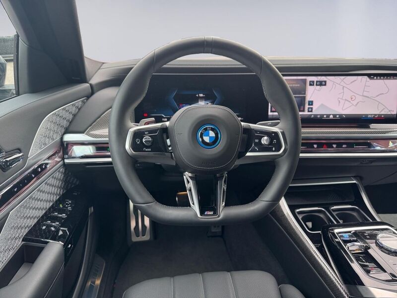 BMW i7 vaihtoauto