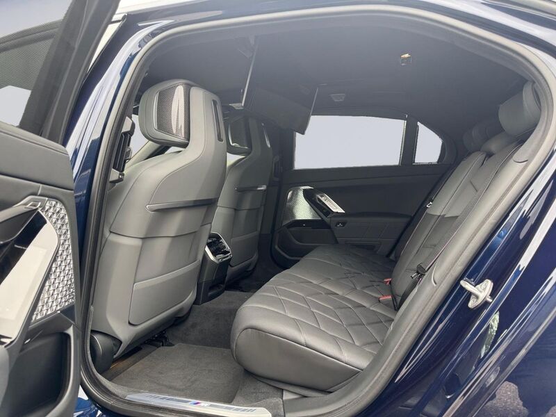 BMW i7 vaihtoauto