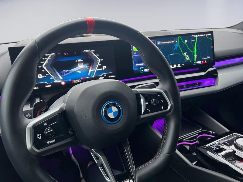BMW i5 M60 vaihtoauto
