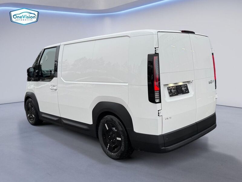Kia PV5 Cargo vaihtoauto