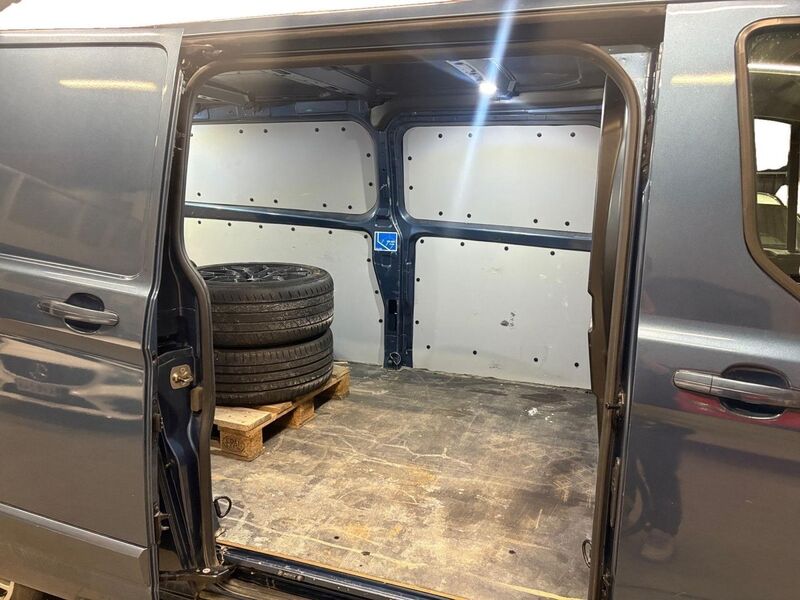 Ford Transit Custom vaihtoauto