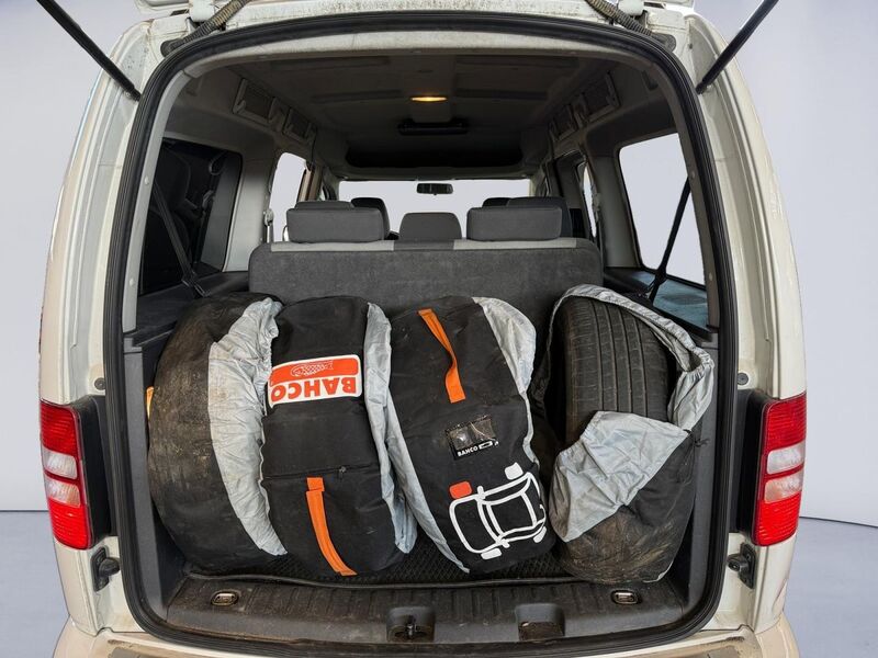 Volkswagen Caddy Maxi vaihtoauto