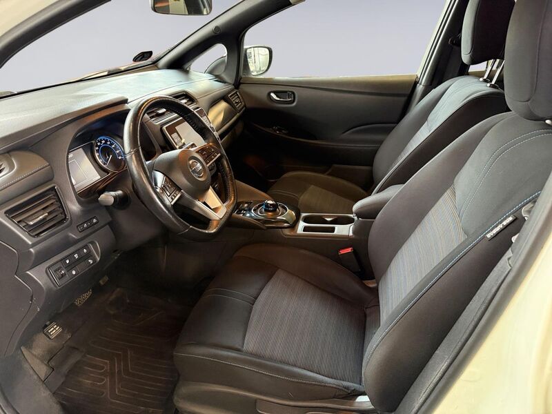 Nissan Leaf vaihtoauto