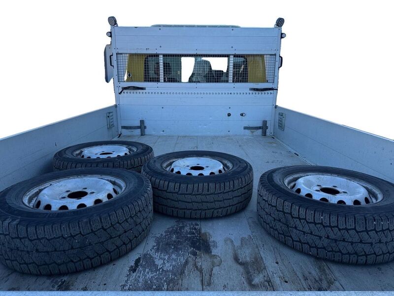 Nissan NV400 vaihtoauto