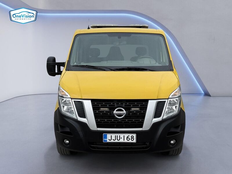 Nissan NV400 vaihtoauto