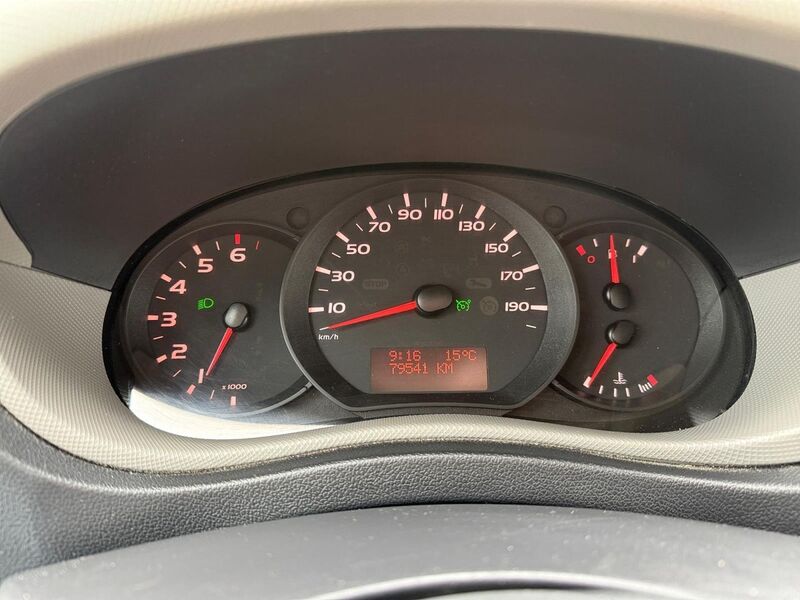 Nissan NV400 vaihtoauto