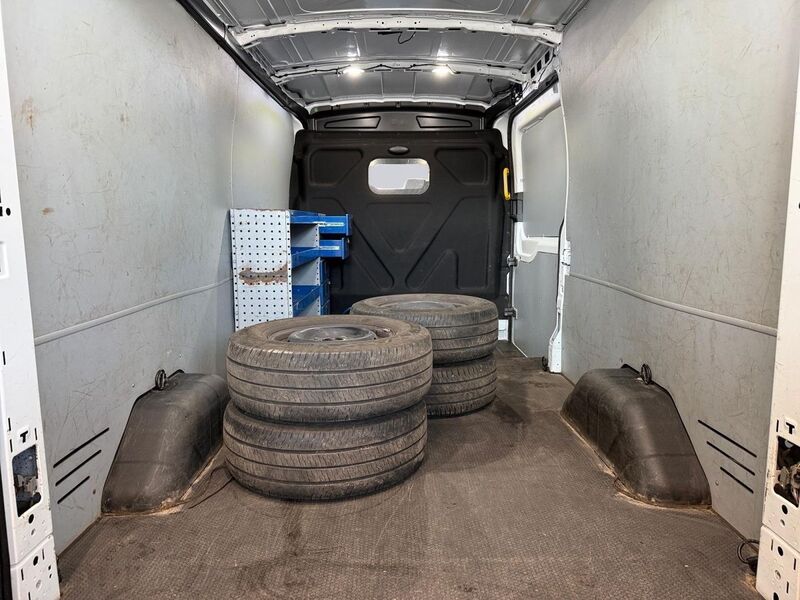 Ford Transit vaihtoauto