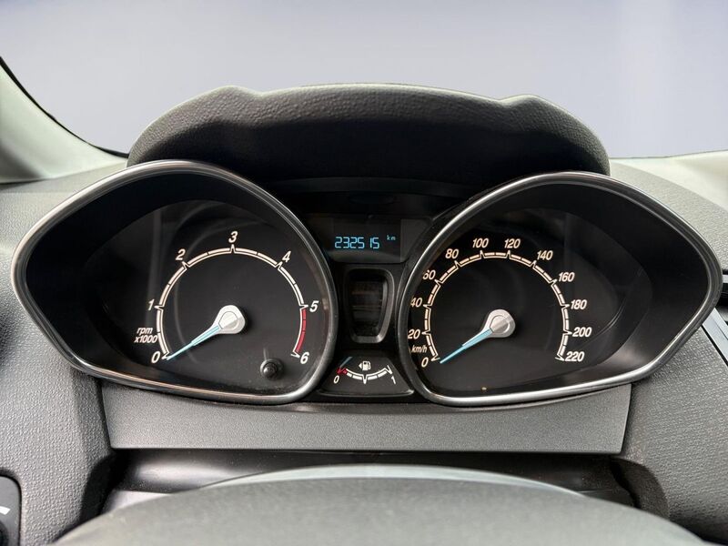 Ford Fiesta Van vaihtoauto