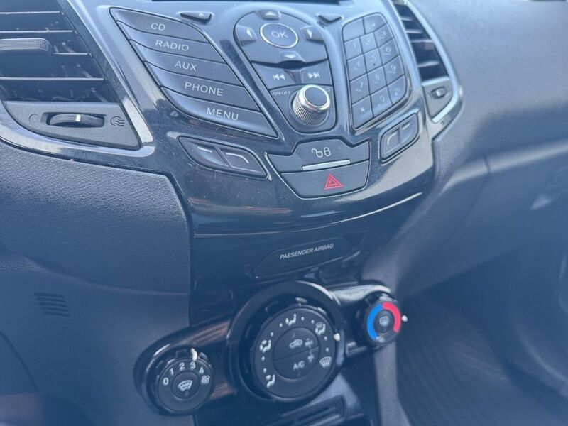 Ford Fiesta Van vaihtoauto