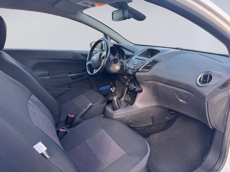 Ford Fiesta Van vaihtoauto