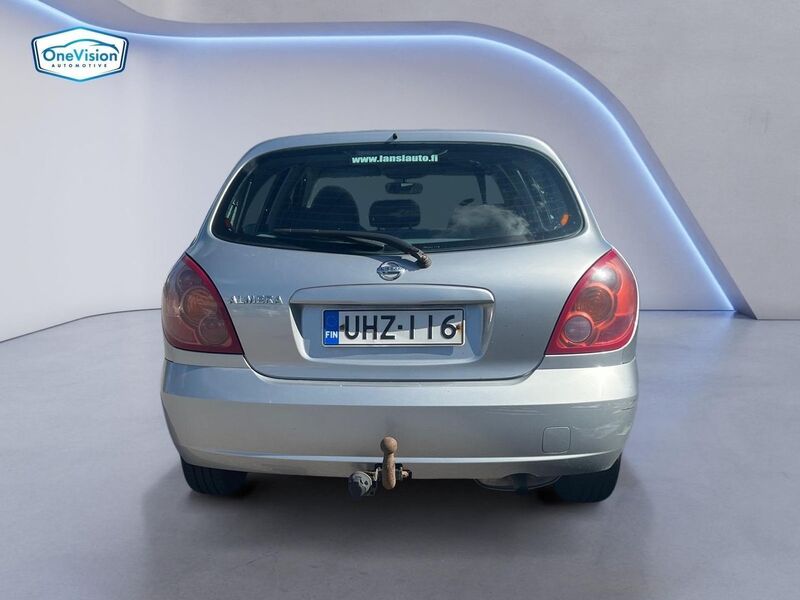 Nissan Almera vaihtoauto