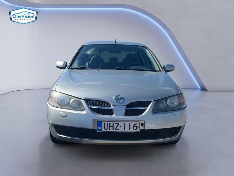 Nissan Almera vaihtoauto
