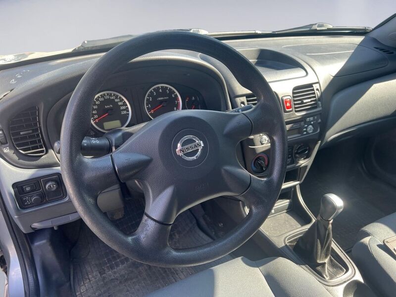 Nissan Almera vaihtoauto
