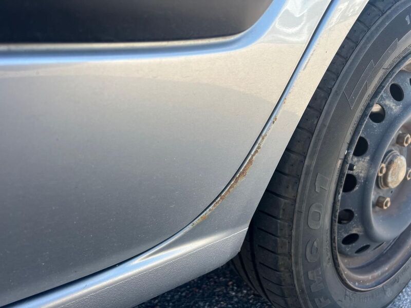 Nissan Almera vaihtoauto