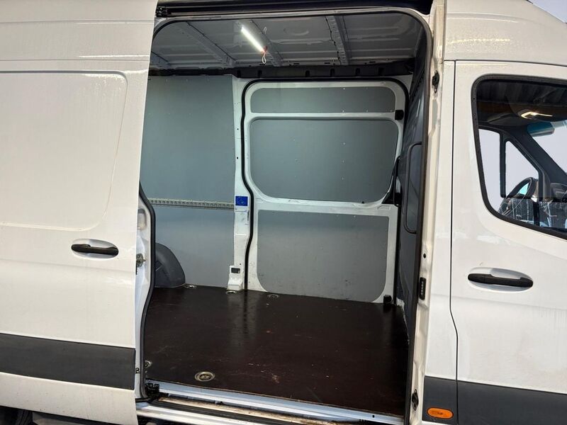 Mercedes-Benz Sprinter vaihtoauto