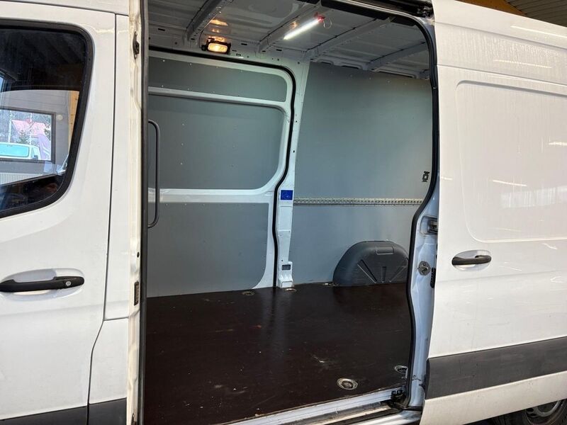 Mercedes-Benz Sprinter vaihtoauto
