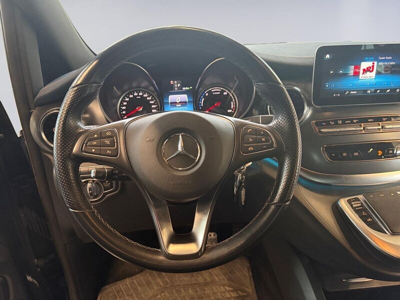 Mercedes-Benz EQV vaihtoauto