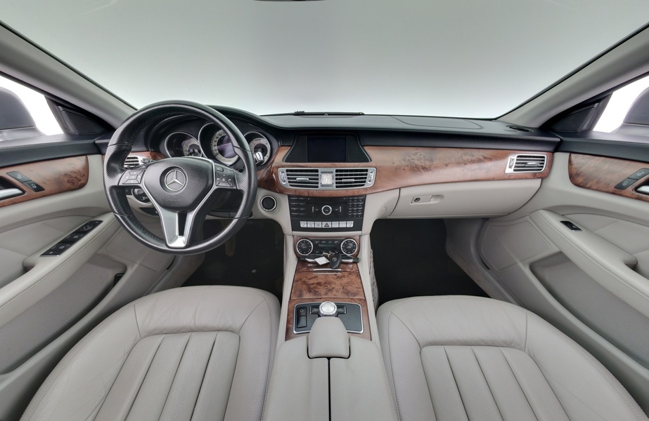 Mercedes-Benz CLS vaihtoauto
