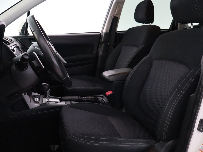 Subaru Forester vaihtoauto