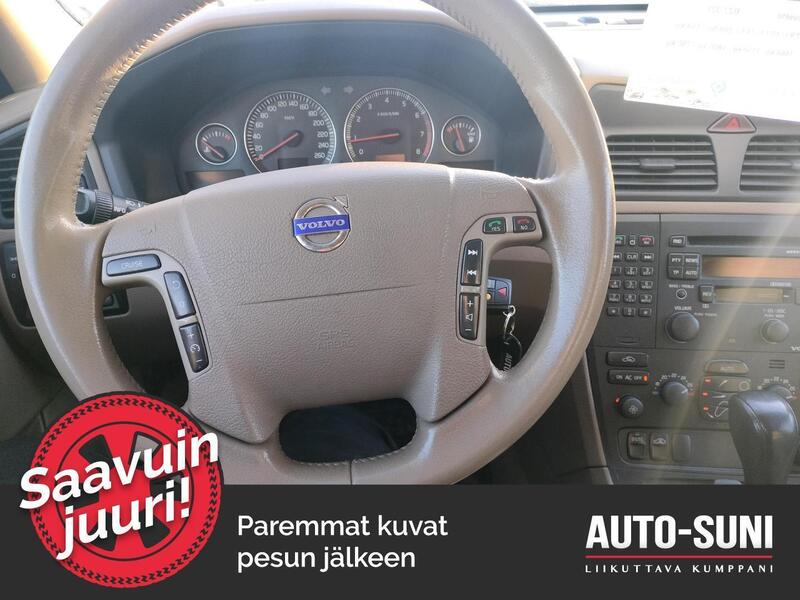 Volvo V70 vaihtoauto