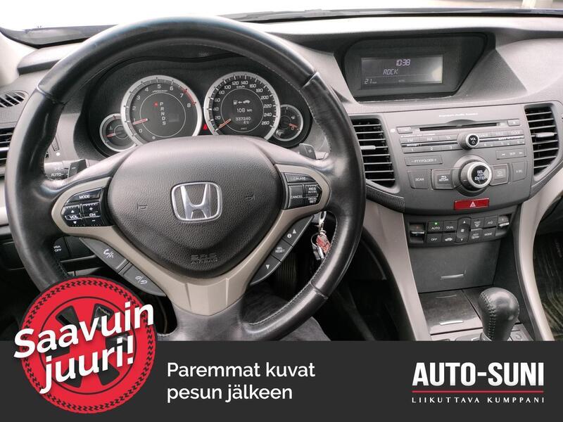 Honda Accord vaihtoauto