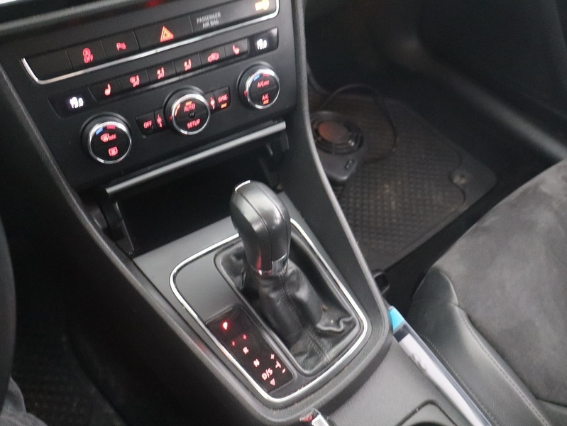 SEAT Leon vaihtoauto