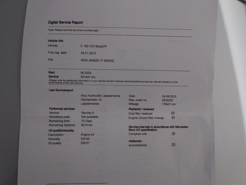 Mercedes-Benz C vaihtoauto