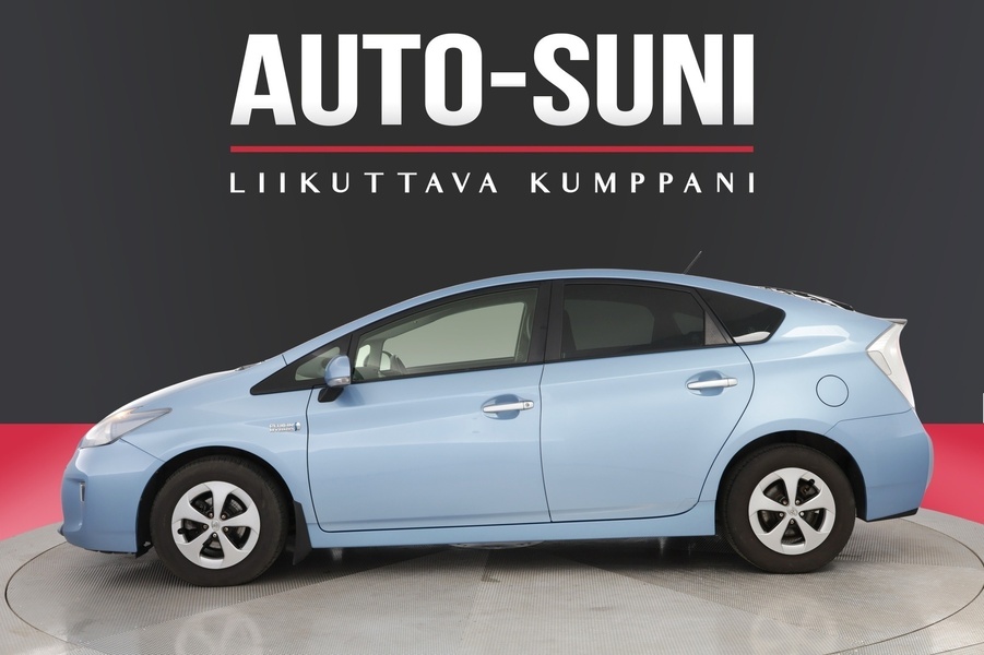 Toyota Prius PHEV vaihtoauto