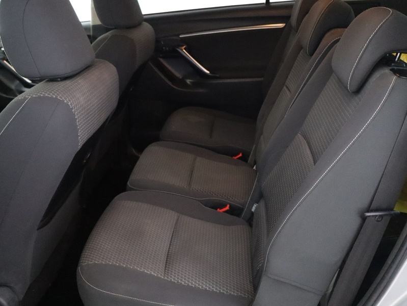 Toyota Verso vaihtoauto