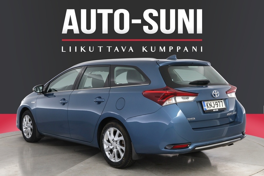 Toyota Auris vaihtoauto