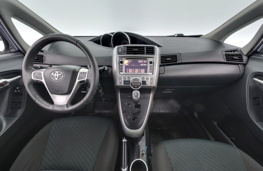 Toyota Verso vaihtoauto