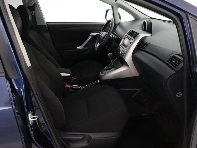 Toyota Verso vaihtoauto