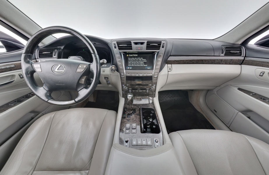 Lexus LS vaihtoauto