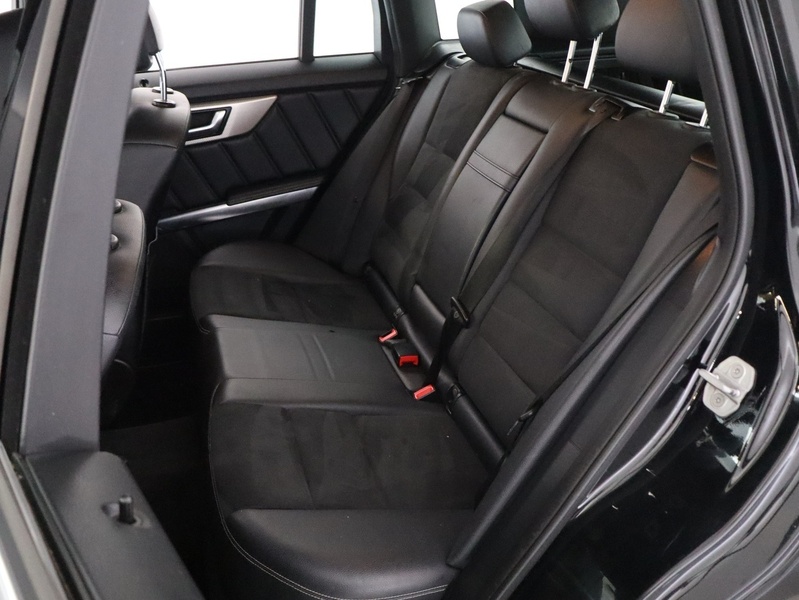 Mercedes-Benz GLK vaihtoauto