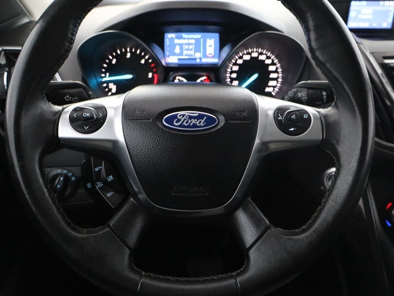 Ford Kuga vaihtoauto