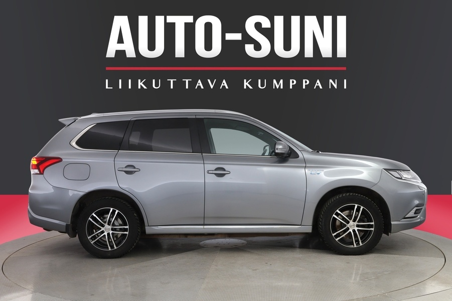 Mitsubishi Outlander PHEV vaihtoauto