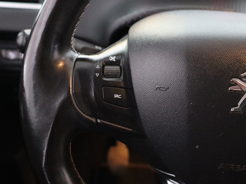 Peugeot 208 vaihtoauto