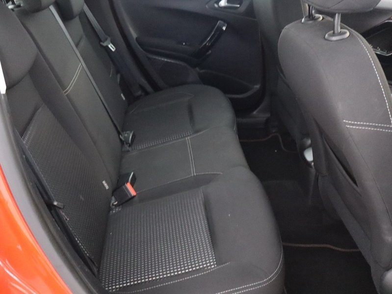 Peugeot 208 vaihtoauto