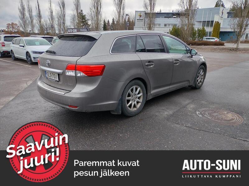 Toyota Avensis vaihtoauto