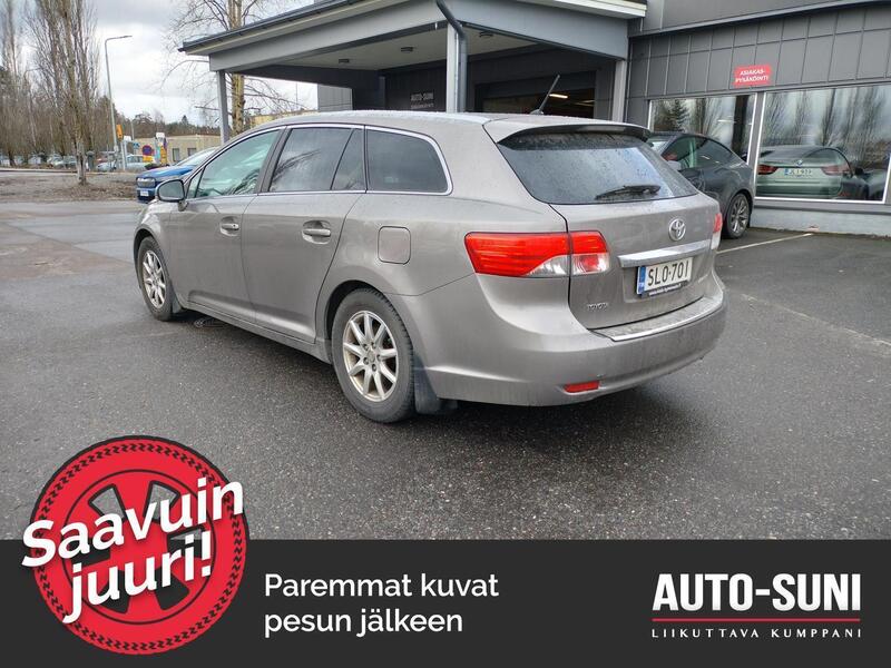 Toyota Avensis vaihtoauto