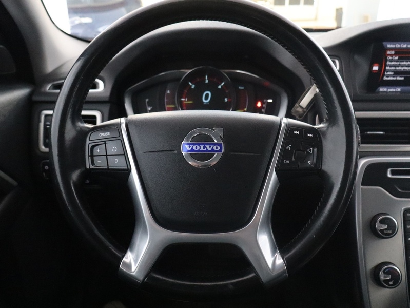 Volvo V70 vaihtoauto