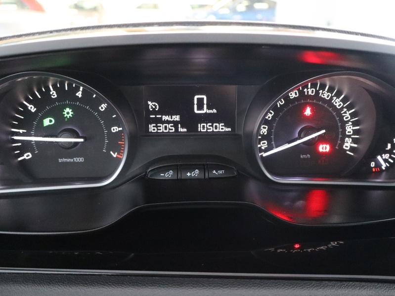 Peugeot 208 vaihtoauto