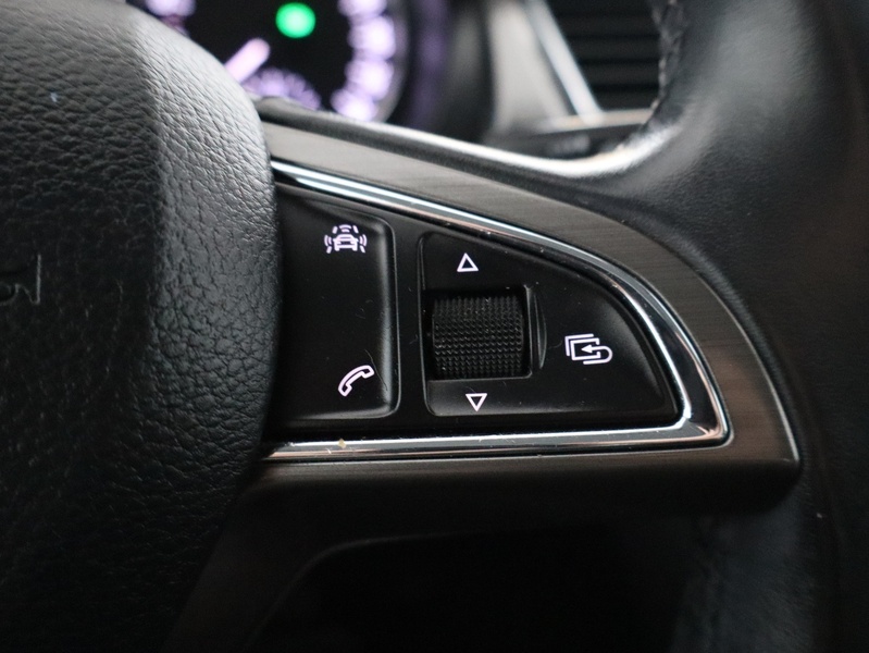 Skoda Rapid vaihtoauto